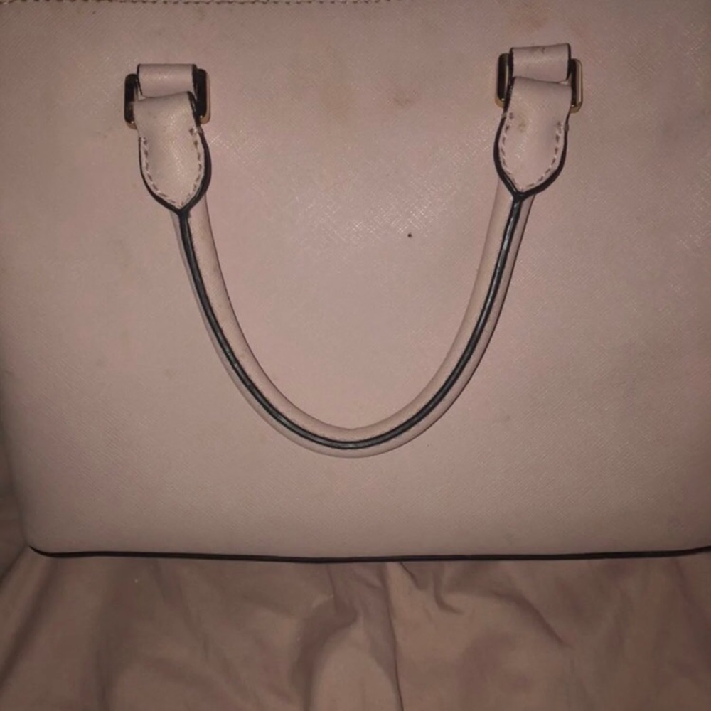michael kors purse - Picture 2 of 7